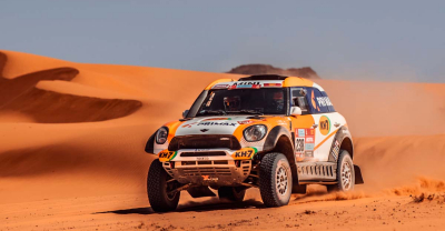 Laia Sanz completa un brillante debut en coches con su 12º Dakar terminado