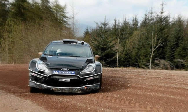 Sordo realiza su primera jornada de pruebas con el Ford Fiesta WRC