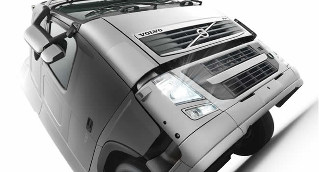 Volvo FH 4x2 tractor.