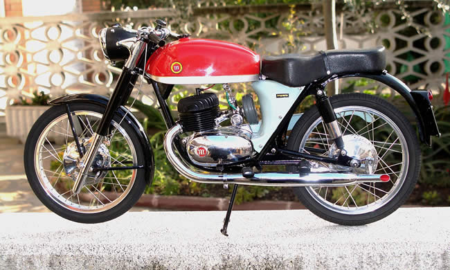 La moto Impala alcanza estatus de emblema de Barcelona tras 50 años de vida