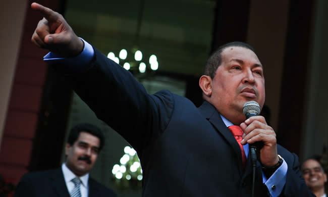 Chávez sitúa en 100 dólares el "precio justo" del petróleo