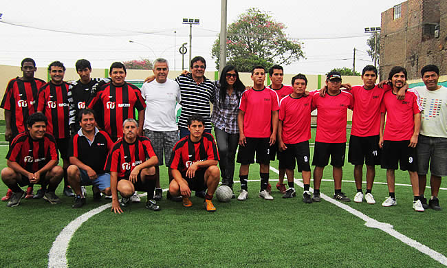 “Auténtica Amistad” al rojo vivo