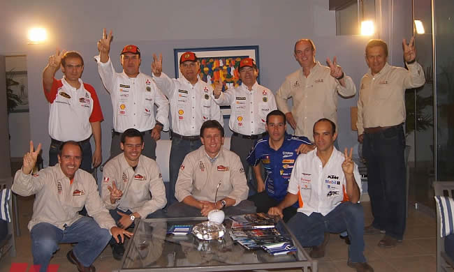 Diez pilotos se sumarán al equipo peruano para el Dakar 2013