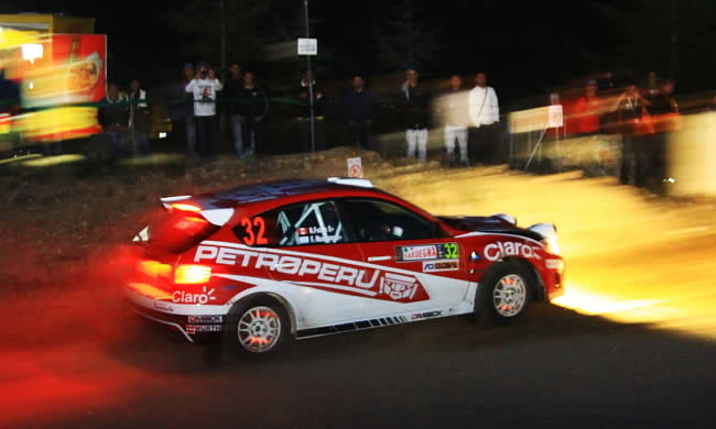 Nicolás Fuchs lidera el Rally Italia