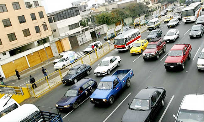 AAP: Parque automotor debería renovarse en un 10% al año aap_parque_automotor_peru