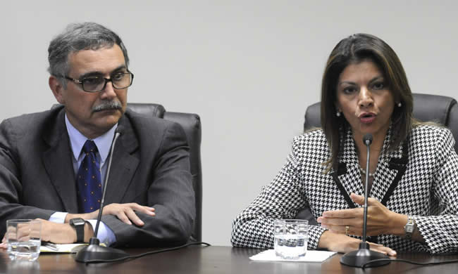 Costa Rica bajará un 20% de impuestos a los autos eléctricos e híbridos