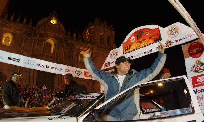 Alayza dio la sorpresa en la Turismo Superior