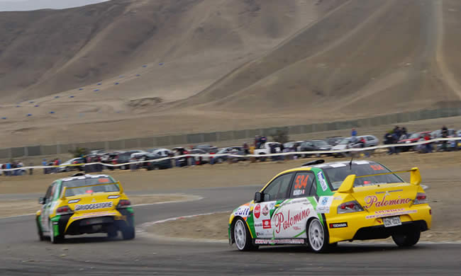 Los hermanos Ronmel y Richard Palomino del Wari Racing Team 