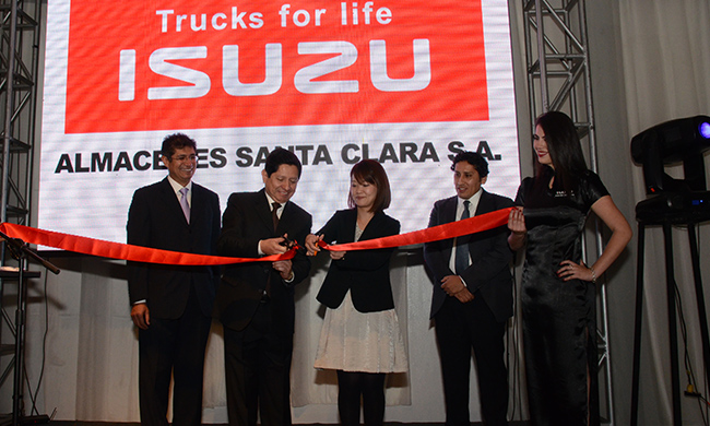 Isuzu inaugura locales en provincias