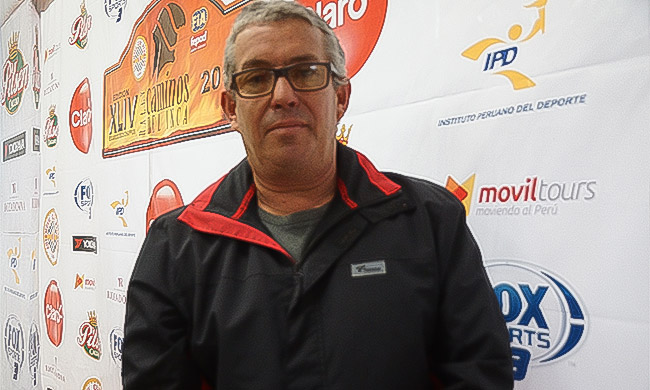 El destacado piloto Lucho Mendoza