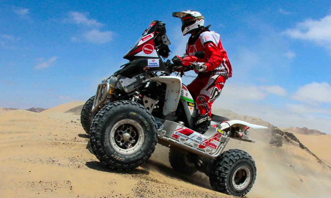 Alexis Hernández a bordo de su cuatrimoto