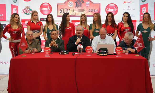 Conferencia de prensa en el ACP