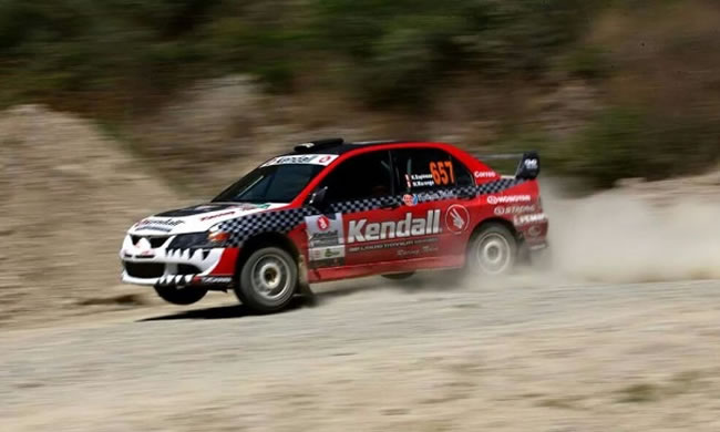 kike_espinoza_kendal_2014