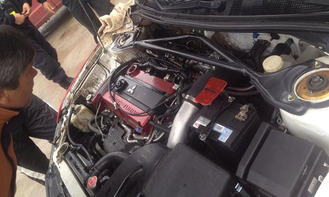 Ambos hermanos tuvieron problemas con el motor