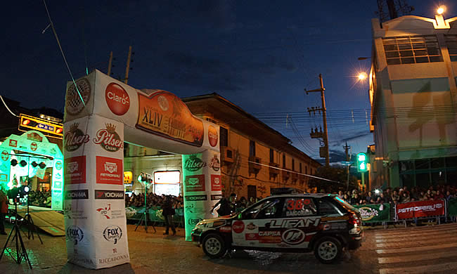 Partida simbolica en Huancayo