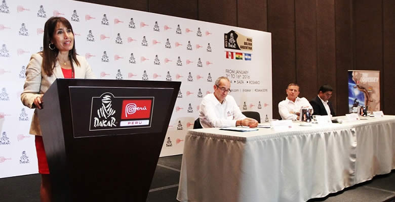 Ministra Magali Silva da la bienvenida oficial a la edición 2016 del Rally Dakar