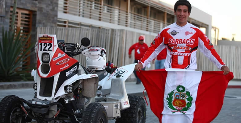 Pilotos nacionales celebran regreso de Dakar al Perú