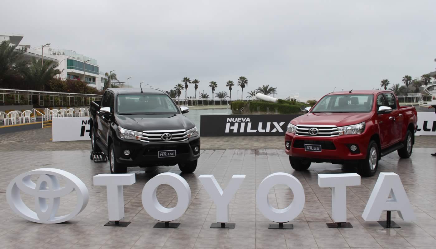 Toyota presenta la nueva y renovada Hilux