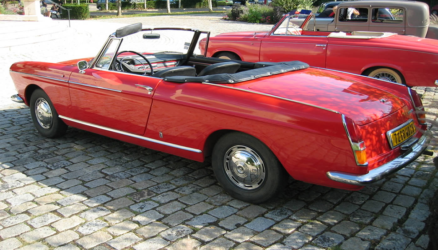 Peugeot 404