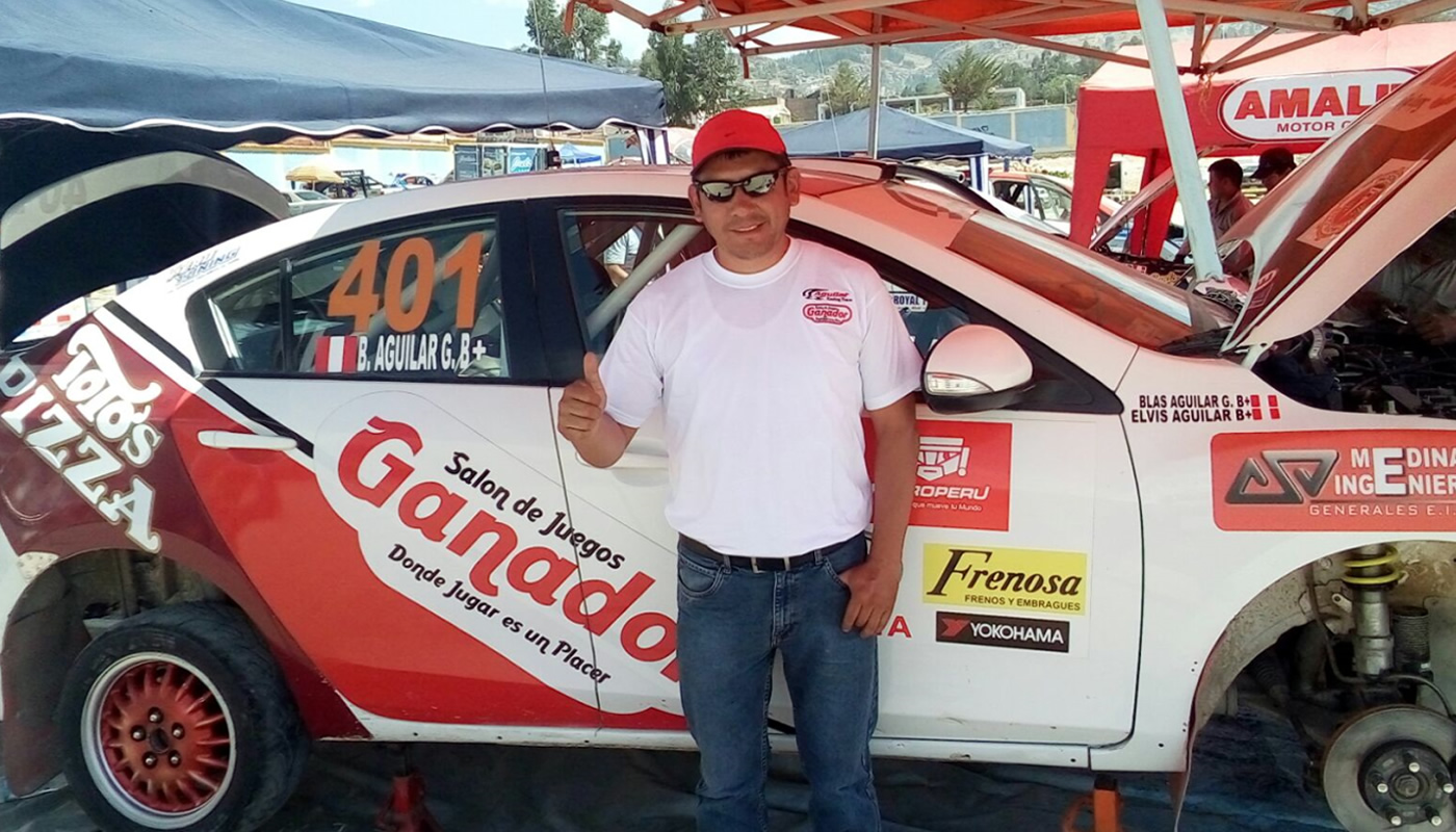 Elvis Aguilar lidera la S2000 en Caminos del Inca 2015