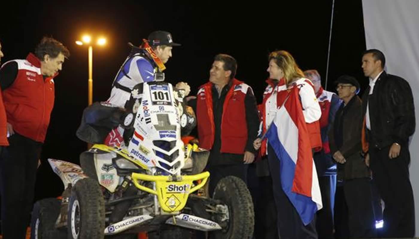 Se dio inicio al Dakar series Desafío Guaraní 2015