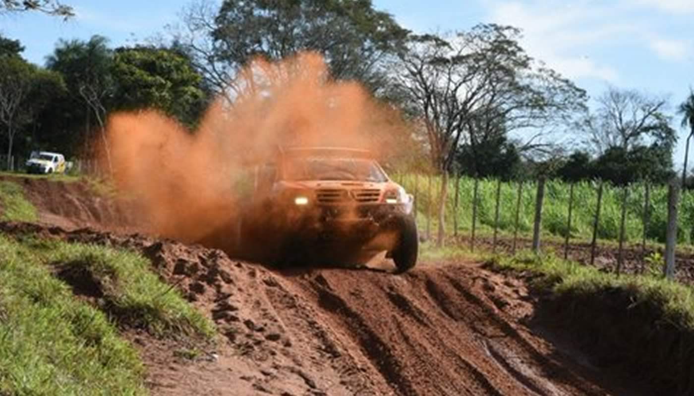 Paraguayos destacan en primera etapa del Desafío Guaraní 2015