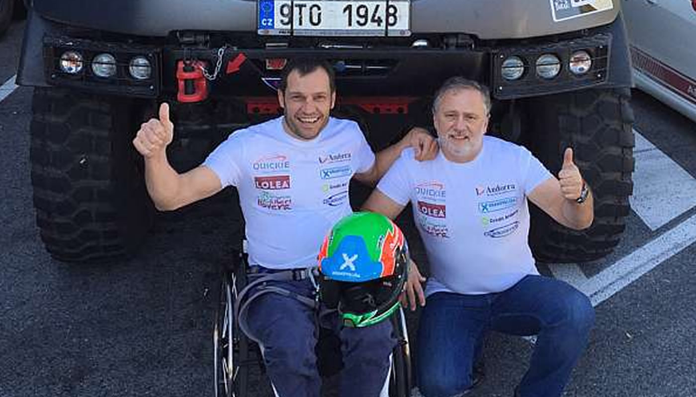 Albert Llovera ahora conducirá camión en Dakar 2016