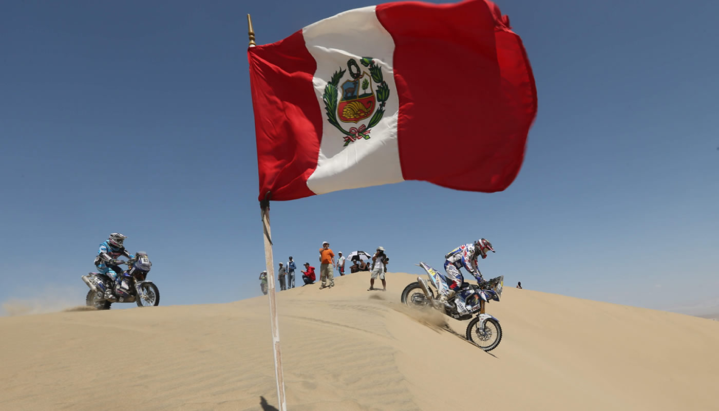 Conoce a los pilotos que nos representaran en el Dakar 2016