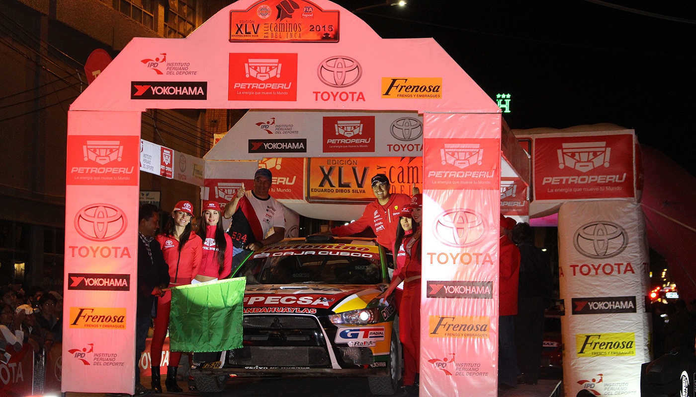 Partida simbólica de Caminos del Inca 2015 en Huancayo