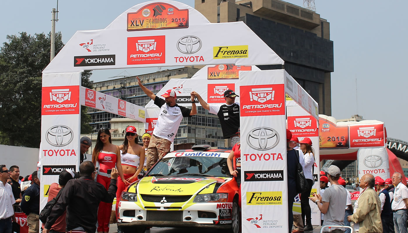 Partida Simbólica da inicio al rally Caminos del Inca 2015