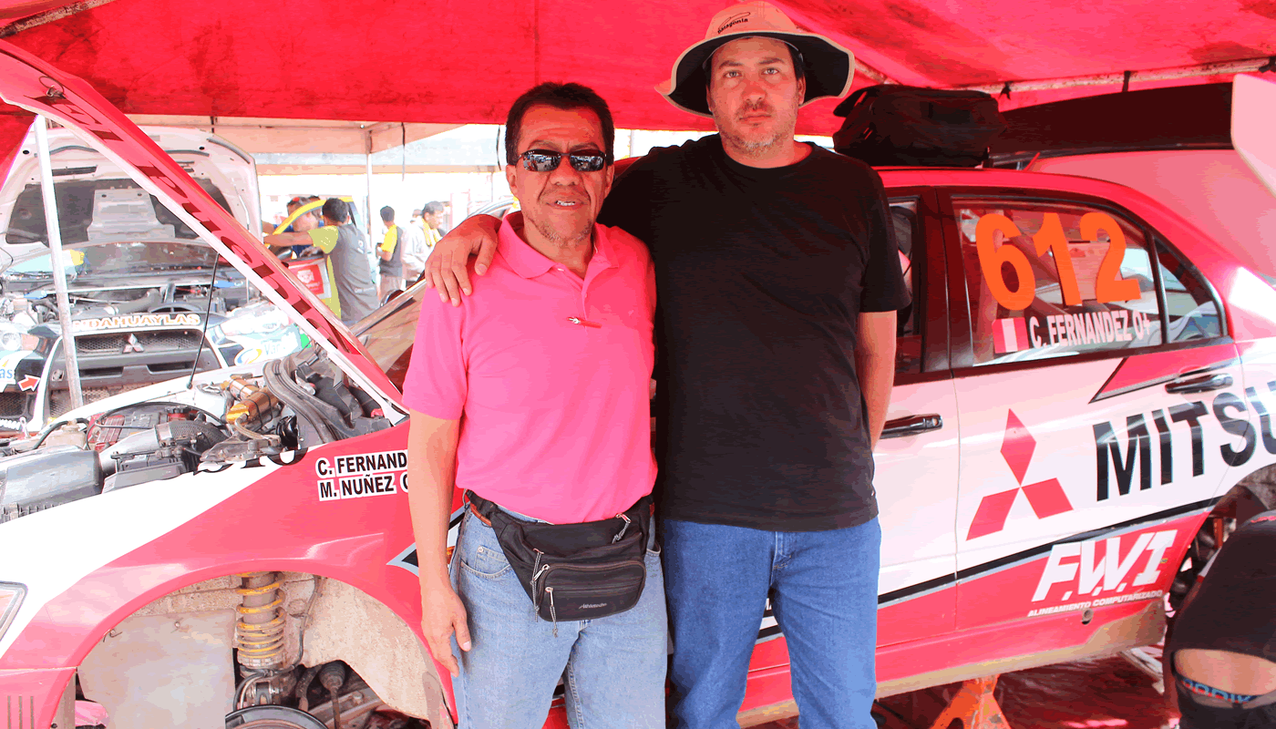 Fernández y Núñez dan ejemplo de deportividad al auxiliar a Mario Hart en su accidente