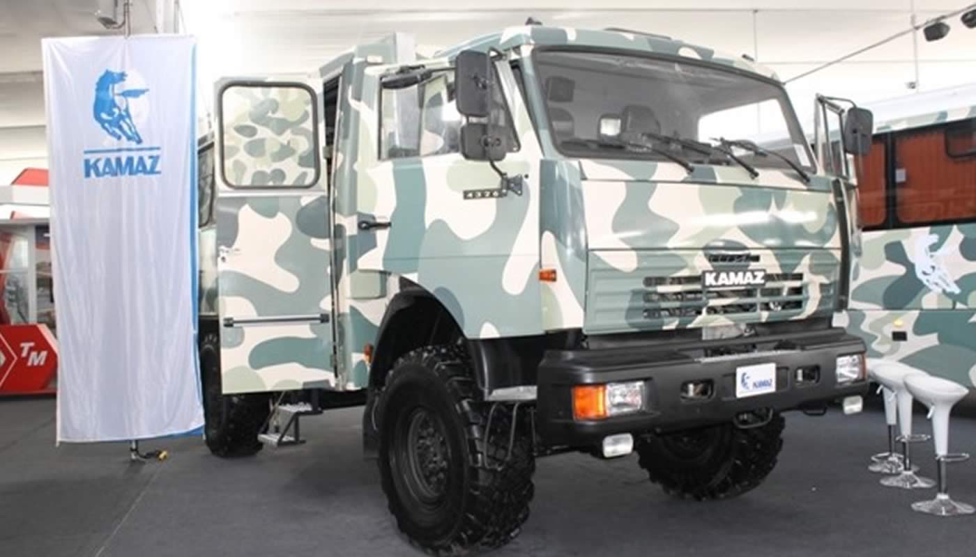 Ejército Peruano licita la compra de 300 vehículos de apoyo de combate