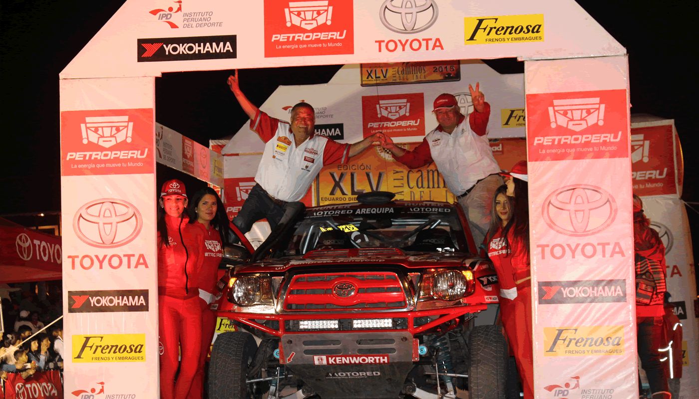 Partida simbólica en Arequipa de Caminos del Inca 2015