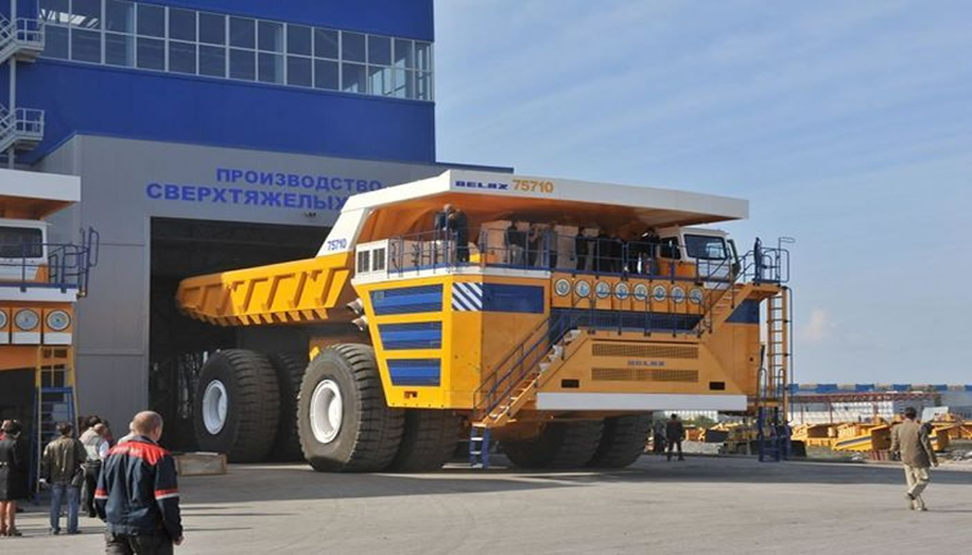 El “BelAZ 75710” es el camión más grande del mundo