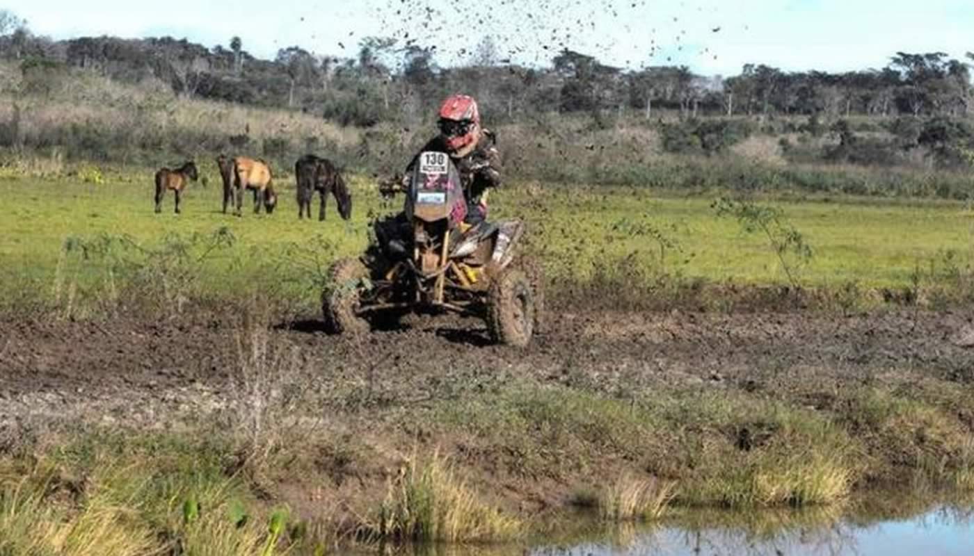 Alberto Prieto: Manejar quad en el Dakar con una mano