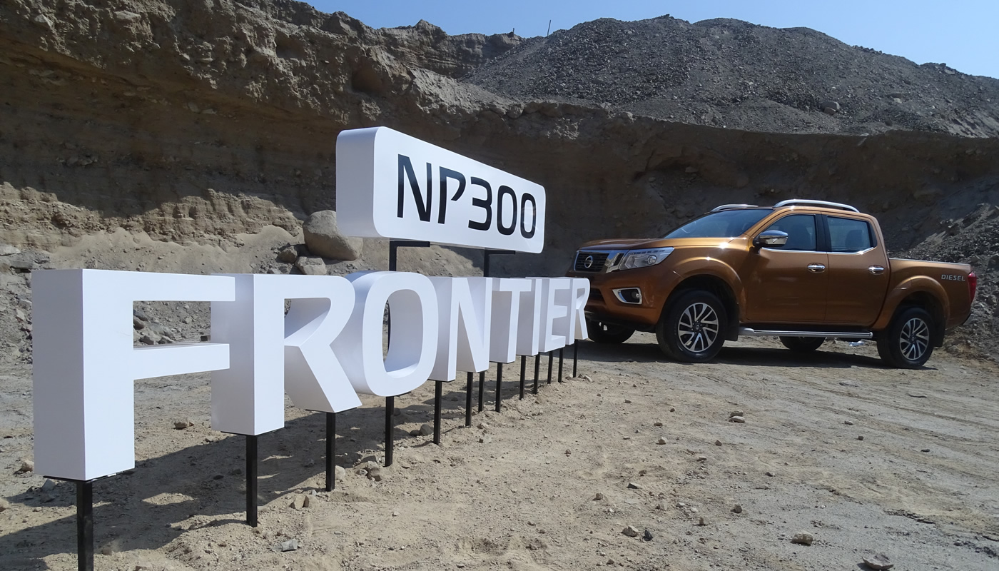 Lista para conquistar el territorio peruano, Nissan NP 300 Frontier
