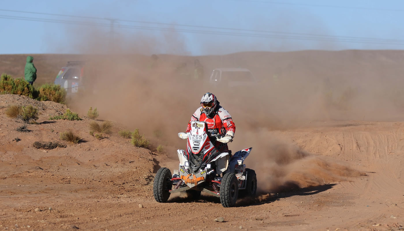 Alexis Hernández en tercer lugar de Quads en la general del Dakar