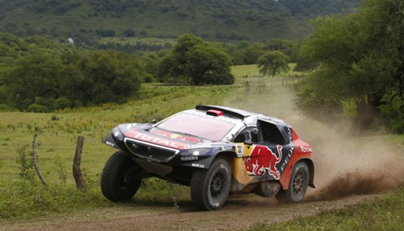 Loeb no dio tregua en la categoría Autos