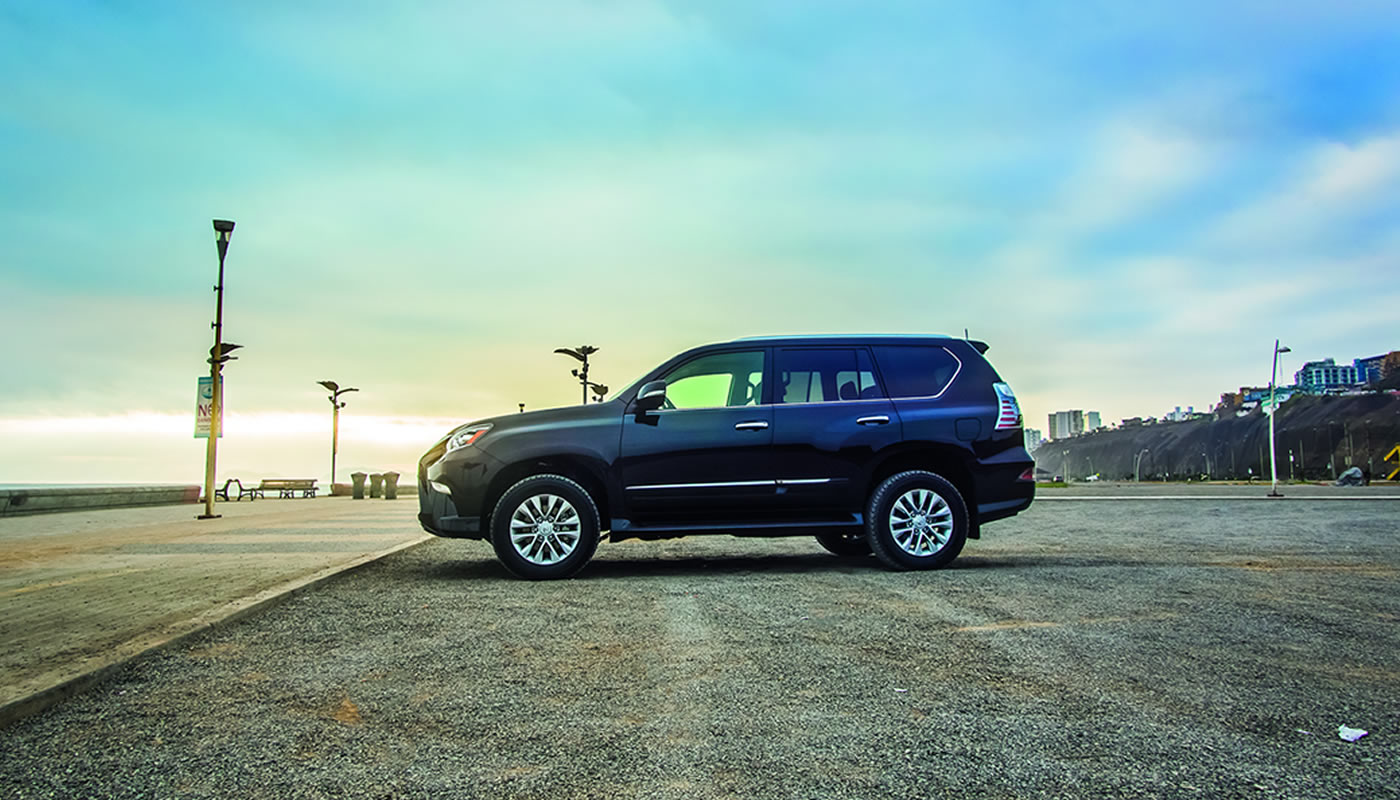 Lexus GX 460 vs LX 570: ¿Cuál es la diferencia?