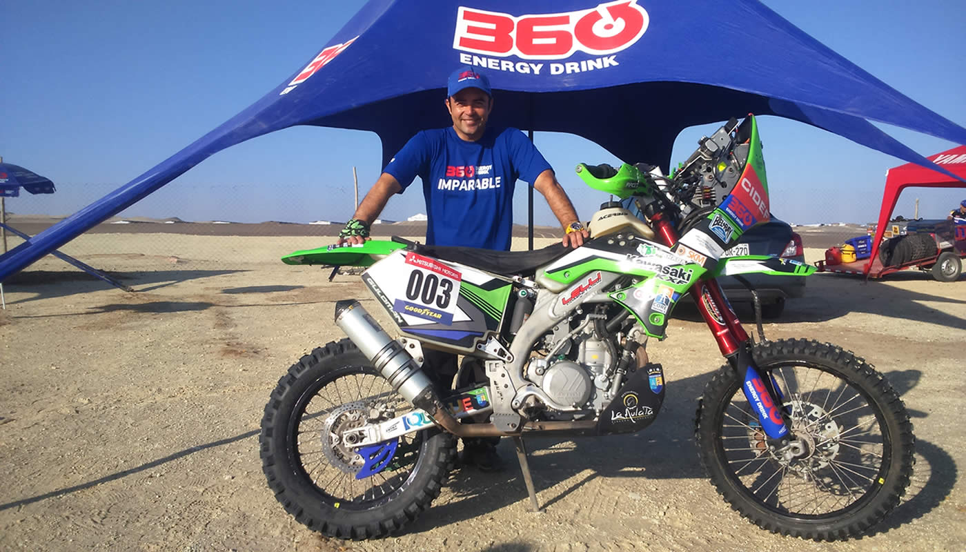 Cristóbal Guldman lidera en categoría motos en Baja Inka