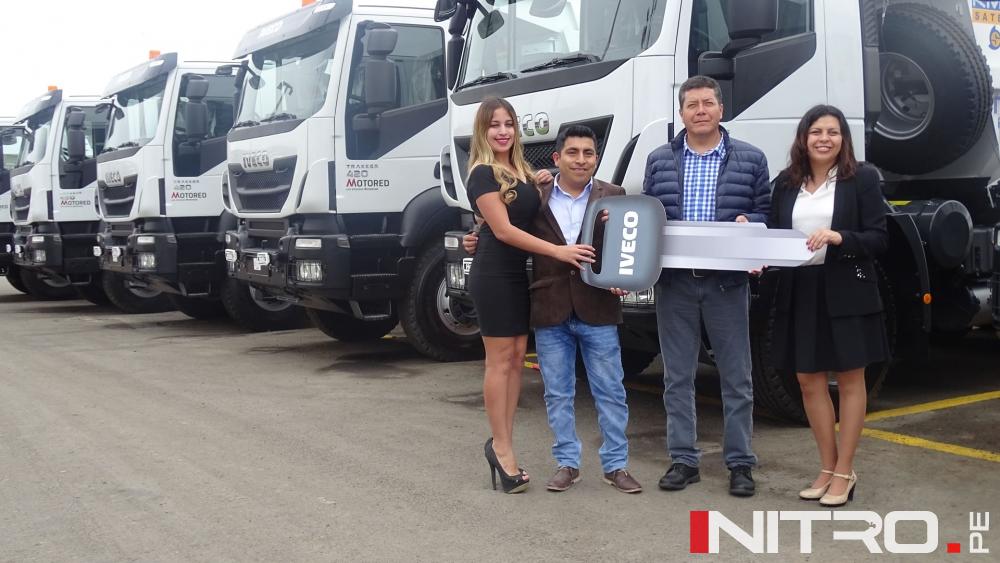 Entrega de 8 volquetes IVECO Trakker a la empresa constructora MPM.
