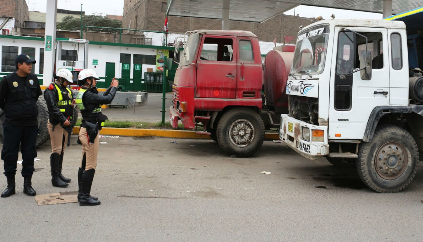 Informalidad y explotación: La realidad del camionero en el Perú
