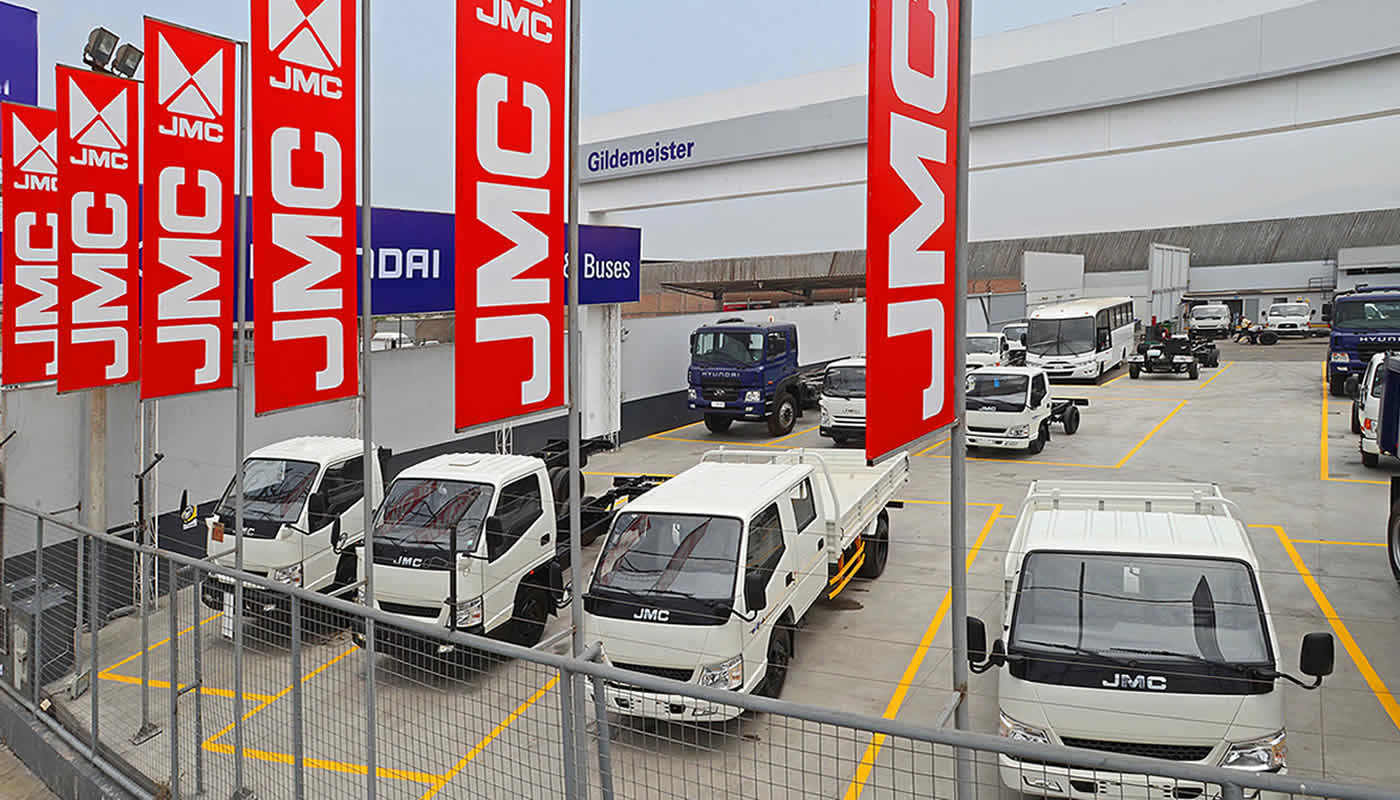 Nuevo local de JMC Camiones en Santa Anita