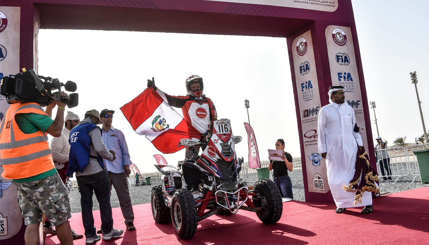 Alexis Hernández gana el primer lugar en el Súper Especial en Qatar