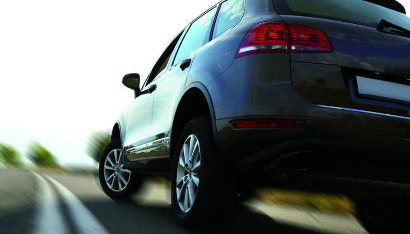 Si deseamos viajar con nuestro vehículo distancias largas por carretera es necesario hacer un mantenimiento preventivo. 