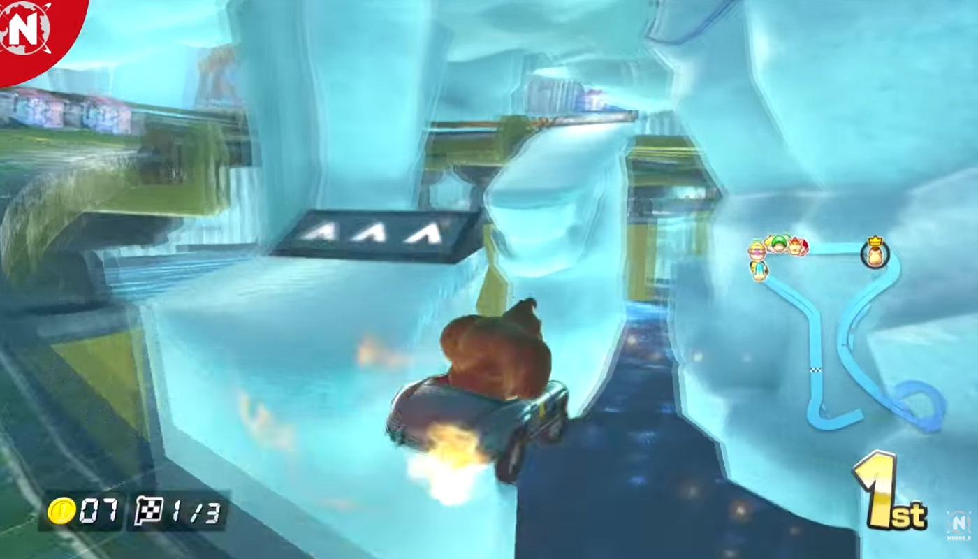 Desde su lanzamiento al mundo de los gamers en 1992, Mario Kart se ha convertido en una franquicia que ha despertado la emoción de grandes y chicos al momento de la competición por el primer lugar
