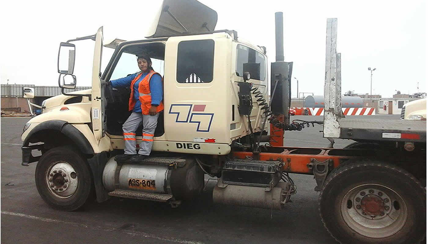 ¡Feliz día a las mujeres que recorren el Perú!
