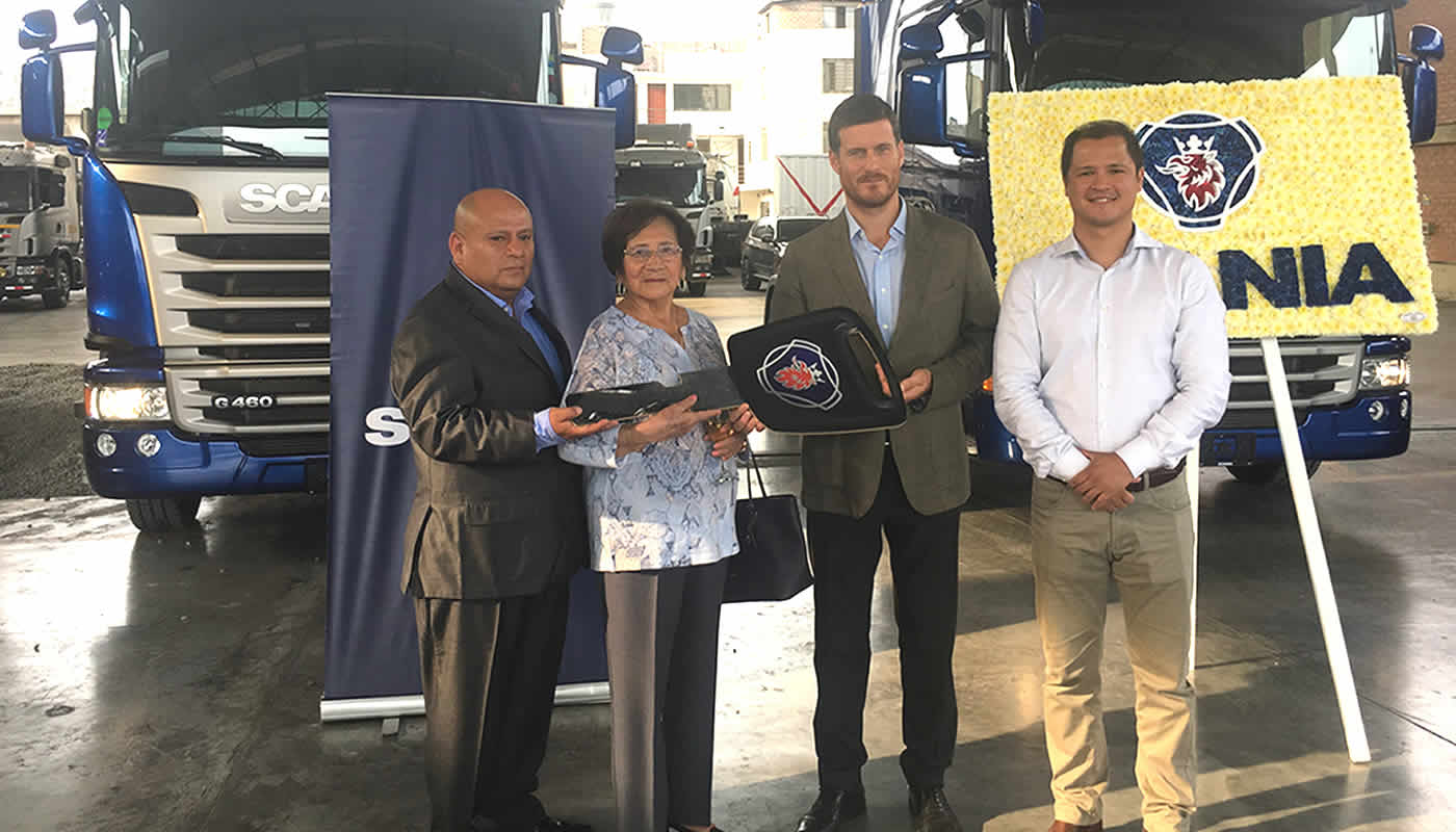 Scania entregó 32 remolcadores al Grupo San Alejandro