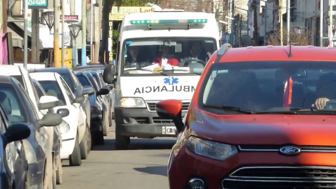 ¡No uses el carril de emergencia! Puedes salvar una vida