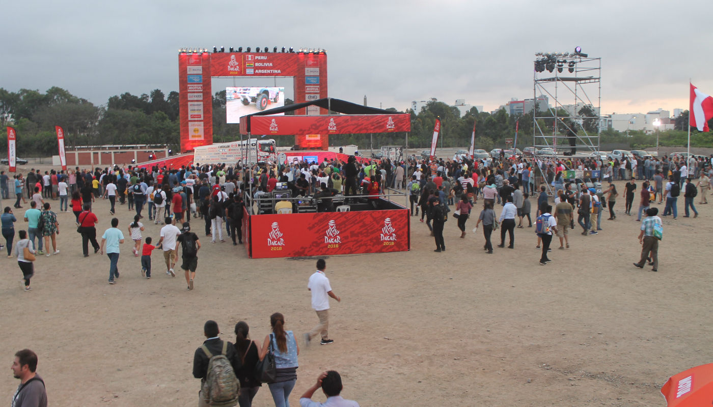 ¿A dónde van los vehículos cuando pasan las revisiones técnicas y administrativas?